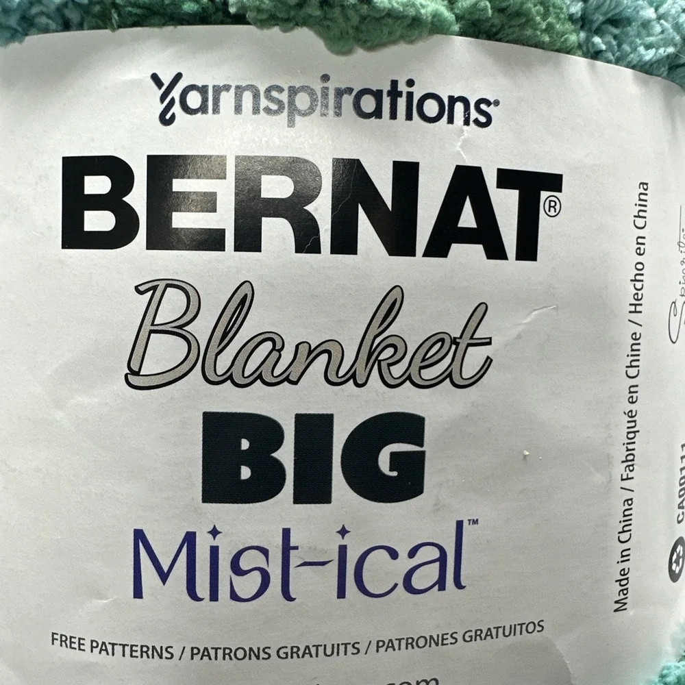 Yarnspirations Bernat Big Blanket Yarn Mist-ical Jumbo 7 Teal